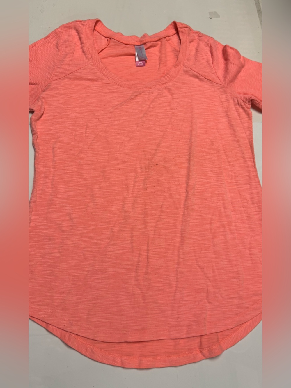 No Boundaries Coral Knit Tee shirt top size large